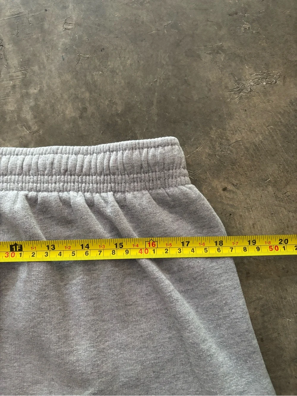 Grey Graphic Jogger Sweatpants sz Large